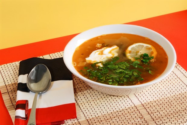 Солянка с красным вином