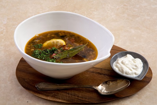 Солянка с оливками