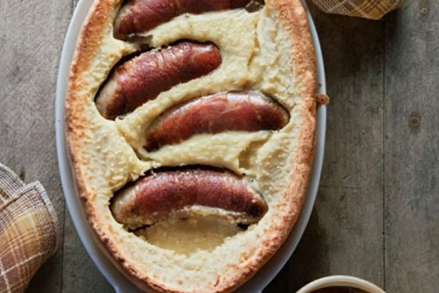 Сосиски в тесте из ветчины