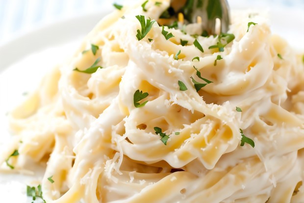 Соус альфредо с пармезаном