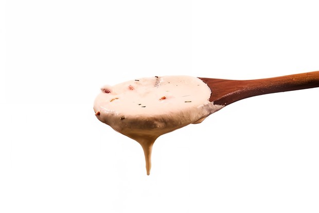 Соус со сливками и миндалем