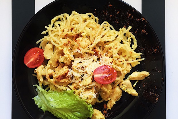 Спагетти карбонара с курицей