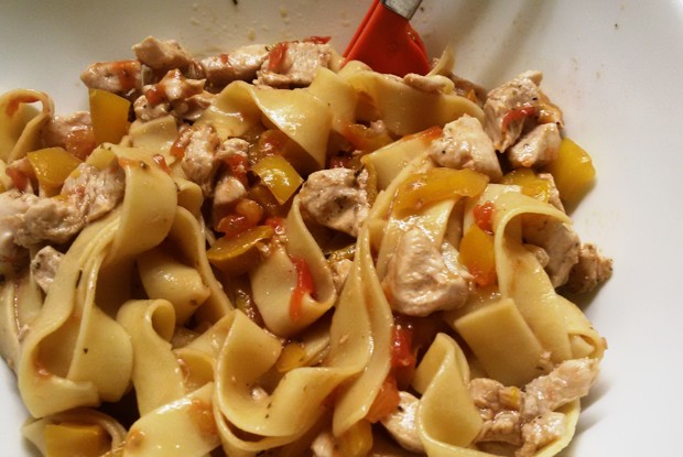 Спагетти с телятиной и овощами