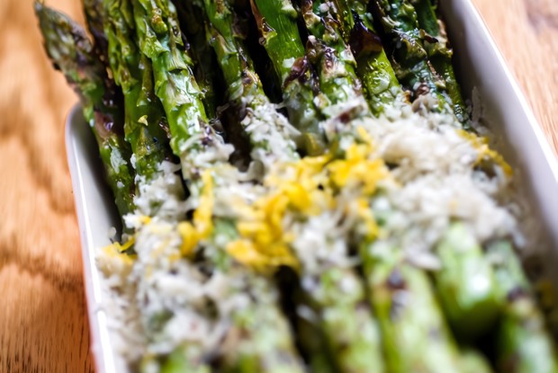 Спаржа с гремолатой