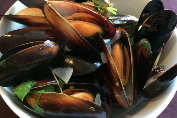 Средиземноморские мидии с тимьяном