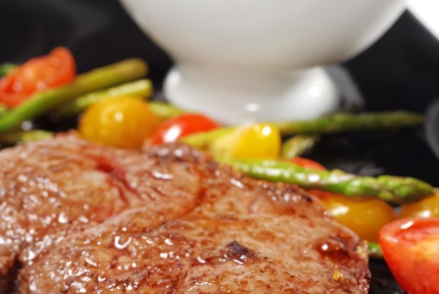 Стейк с бренди и перцем