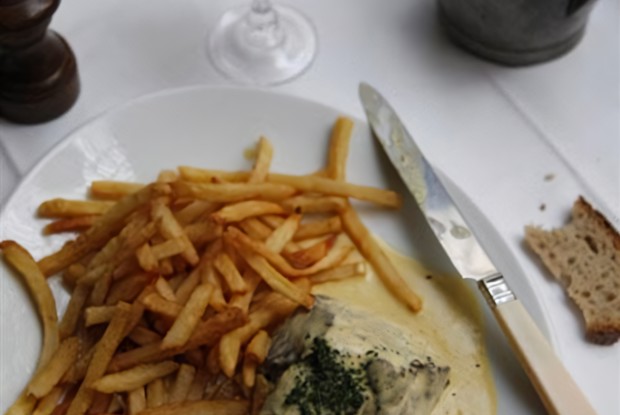 Стейк с горчичным соусом и сливочным картофелем