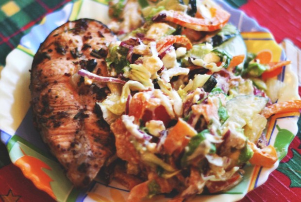 Стейк семги с лаймом и травами