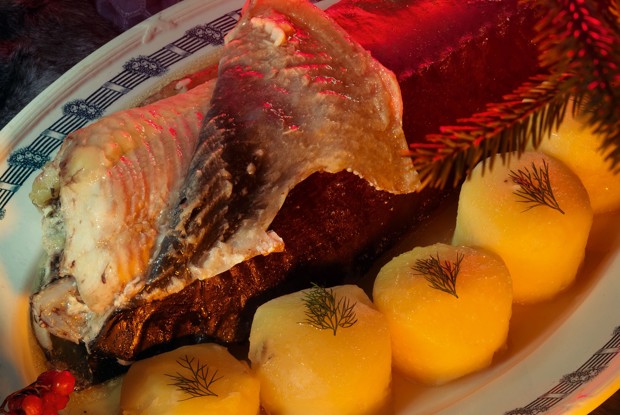 Стерлядь со сливочной картошкой