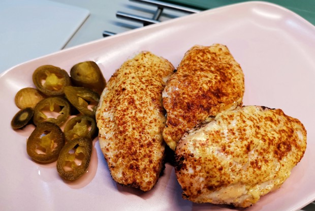 Стейк из куриного филе по-французски