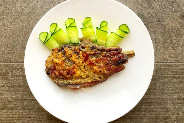 Стейк с греческим йогуртом