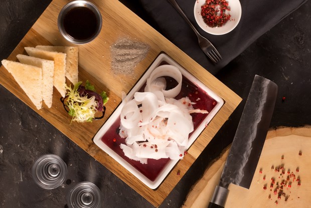 Строганина из малоглазого макруруса