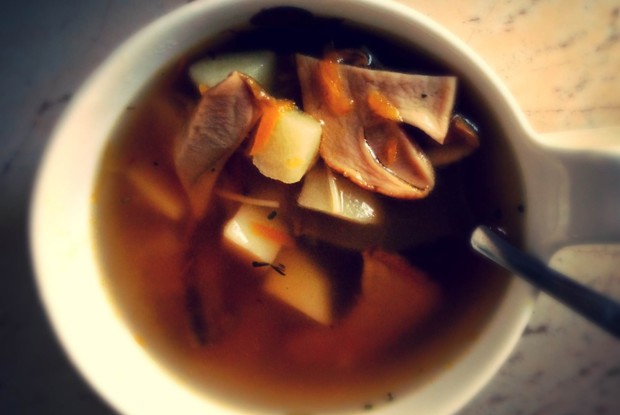 Суп из белых сушеных грибов