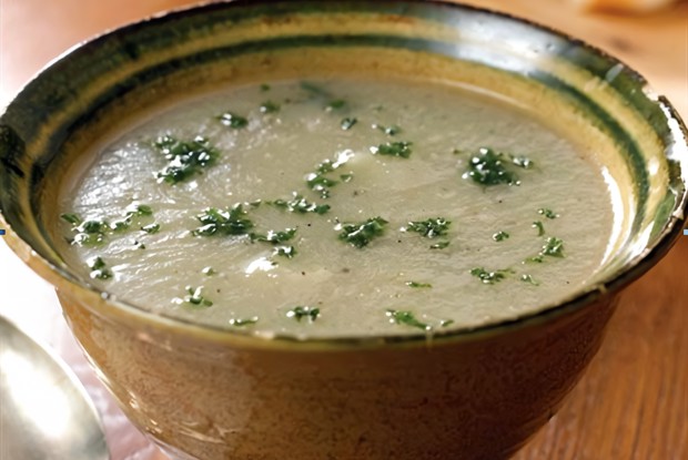 Суп из цветной капусты с чили