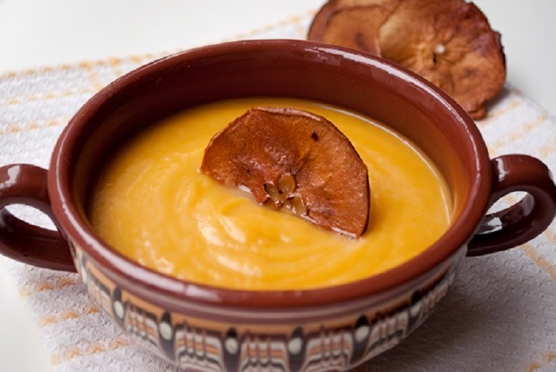 Суп из тыквы и яблок