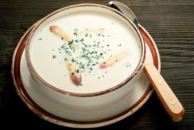 Суп из запеченой спаржи с весенней гремолатой