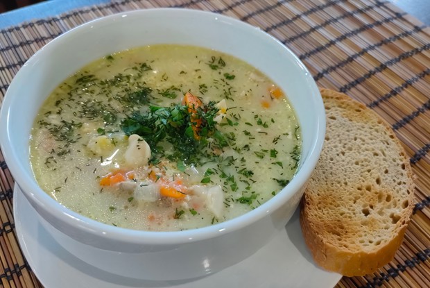 Суп куриный с чечевицей и сливками