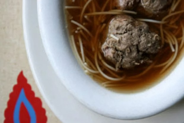 Суп-лапша с клецками из свиной печени