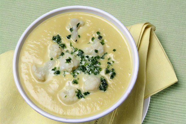 Суп-пюре из цветной капусты с мускатным орехом