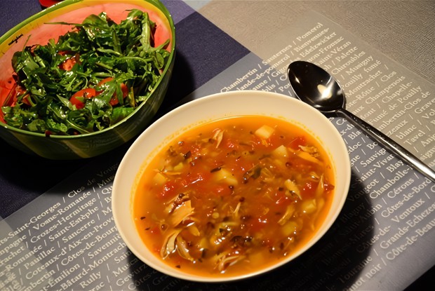 Суп с чечевицей и томатами