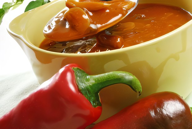Суп с красным перцем и чили