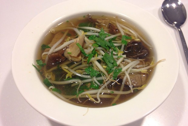 Суп с лапшой и говядиной