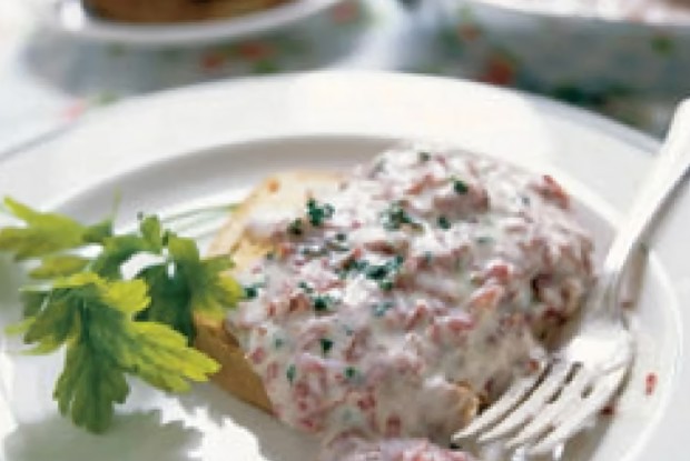 Сушеная говядина в сливочном соусе