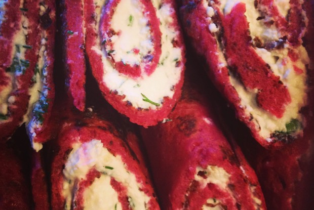 Свекольные блины на ряженке