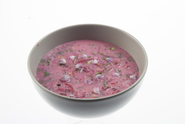 Свекольник с кокосовым молоком и авокадо