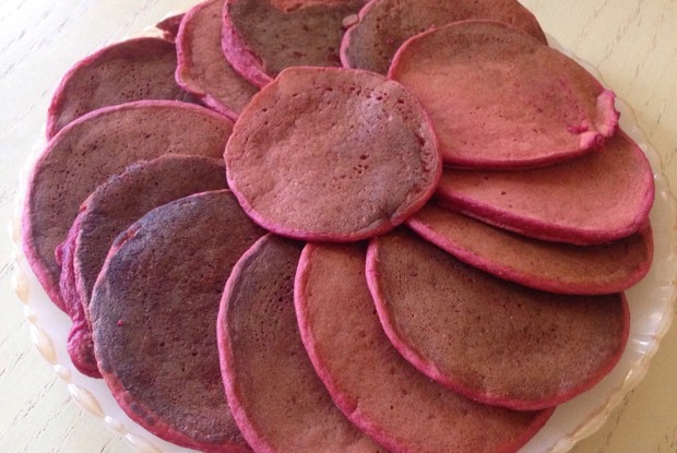 Свекольные оладьи