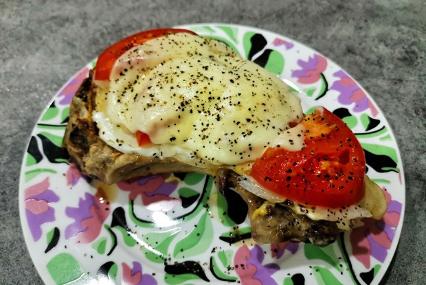 Свиная корейка по-французски