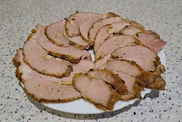 Свиная лопатка запеченная в духовке