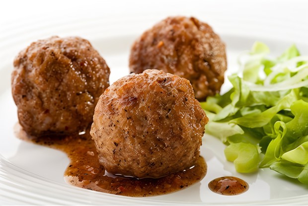 Свиные фрикадельки с перцем чипотле