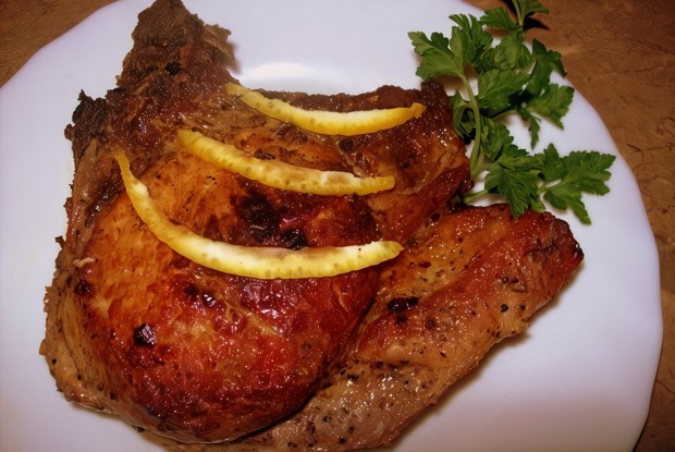 Свинина на кости в ароматном маринаде