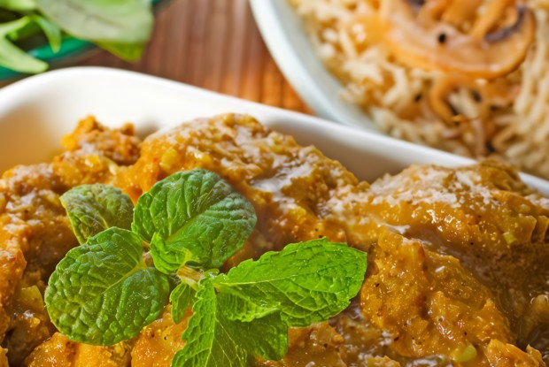 Свинина на пару с овощным карри