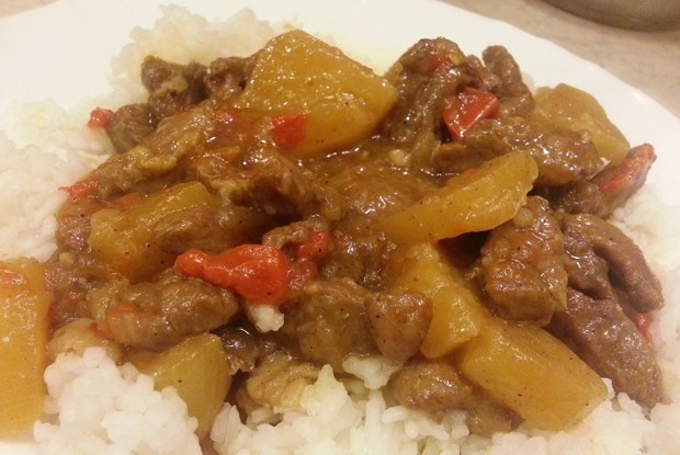 Свинина с ананасом в тайском стиле