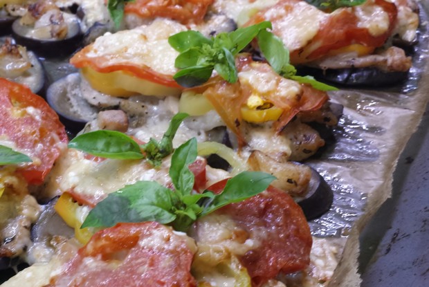 Свинина с баклажанами и перцами