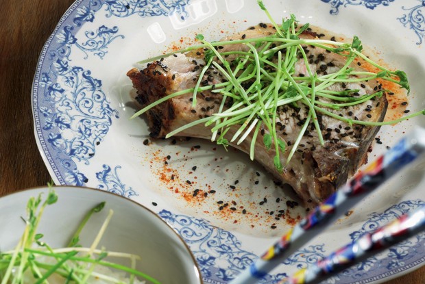 Свинина с кумином, лимоном и черным перцем