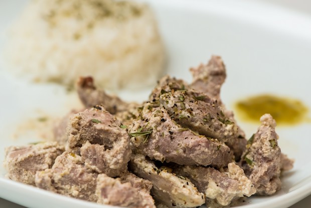 Свинина в чесночном соусе