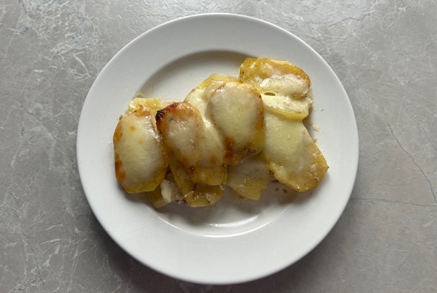 Свинина в духовке с картофелем