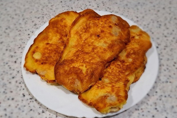 Отбивная из свинины в кляре из лука