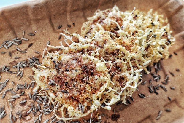 Сырные чипсы по-кавказски