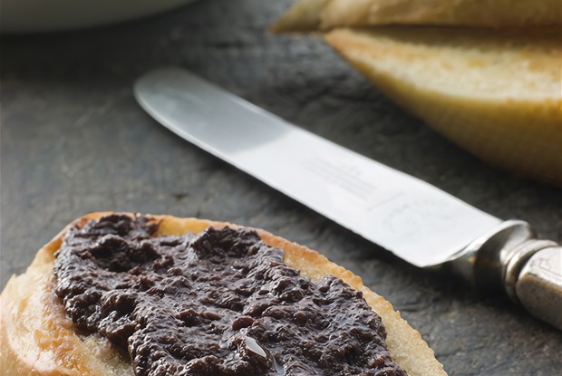 Традиционный оливковый тапенад