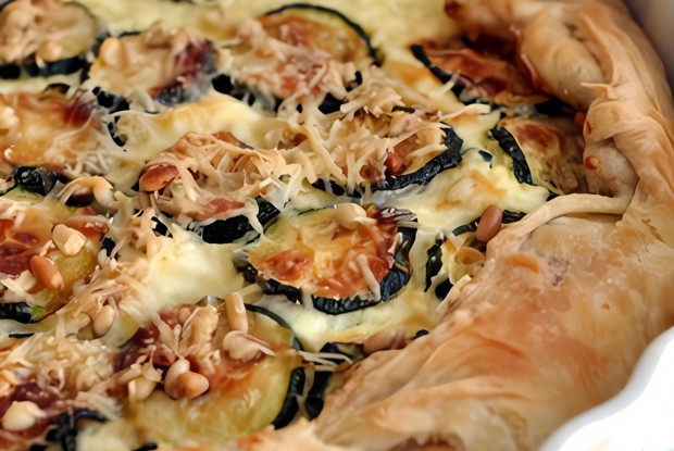 Тарт с цукини, томатами и базиликом