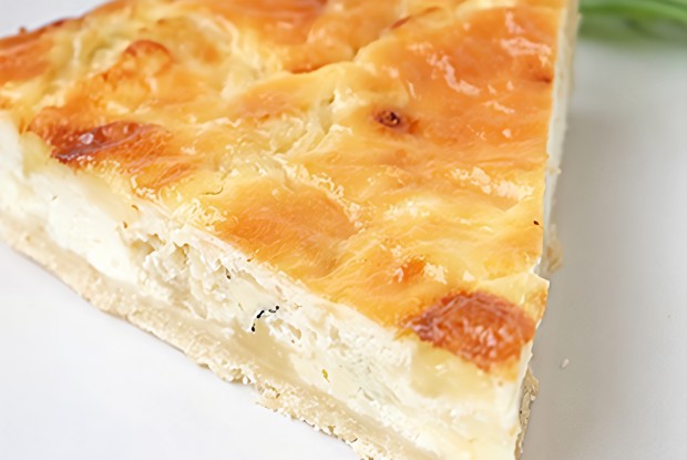 Тарт с сыром и луком