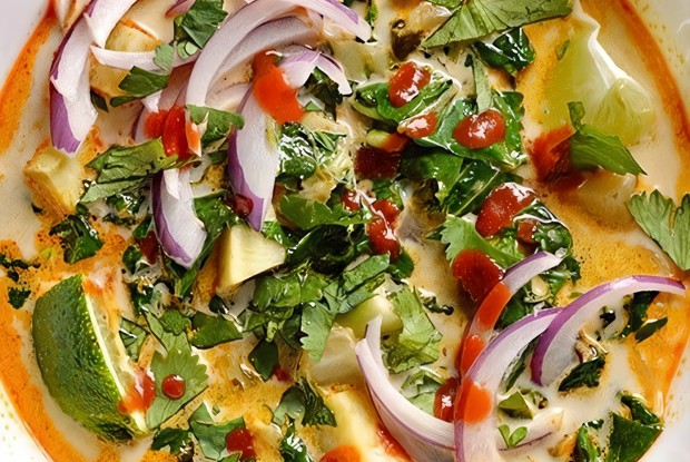 Тайский овощной суп с карри