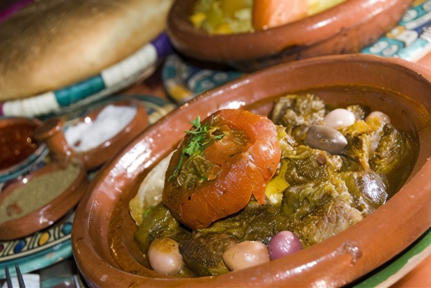 Тажин из баранины с инжиром, грецкими орехами, имбирем и корицей