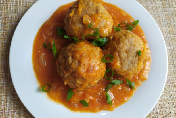Тефтели в томатном соусе