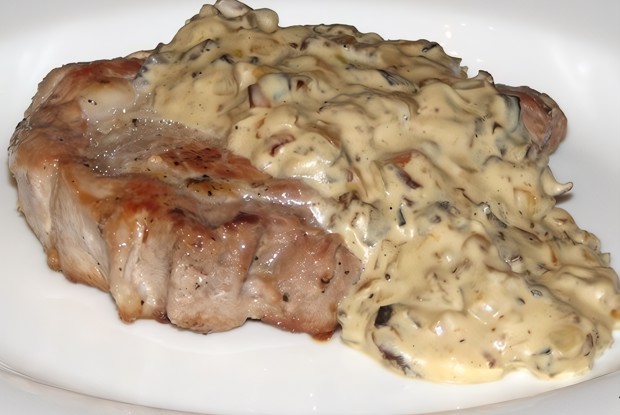 Телятина с грибным соусом