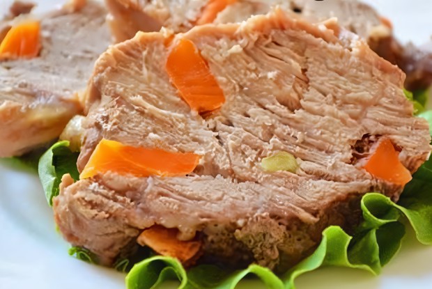 Телятина запеченная под горчичным маринадом